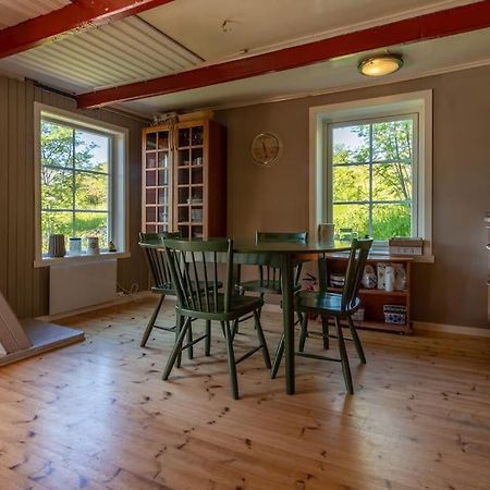 Sharming Cabin In Sund Sund  Extérieur photo